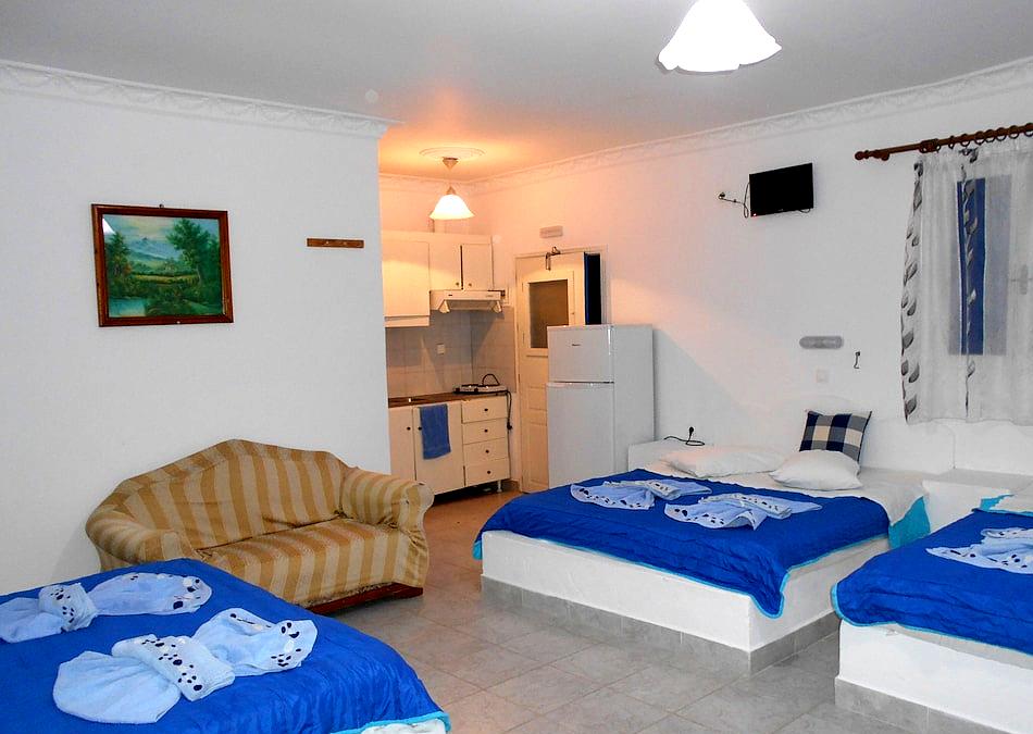 Studios Apartments Kapetanios